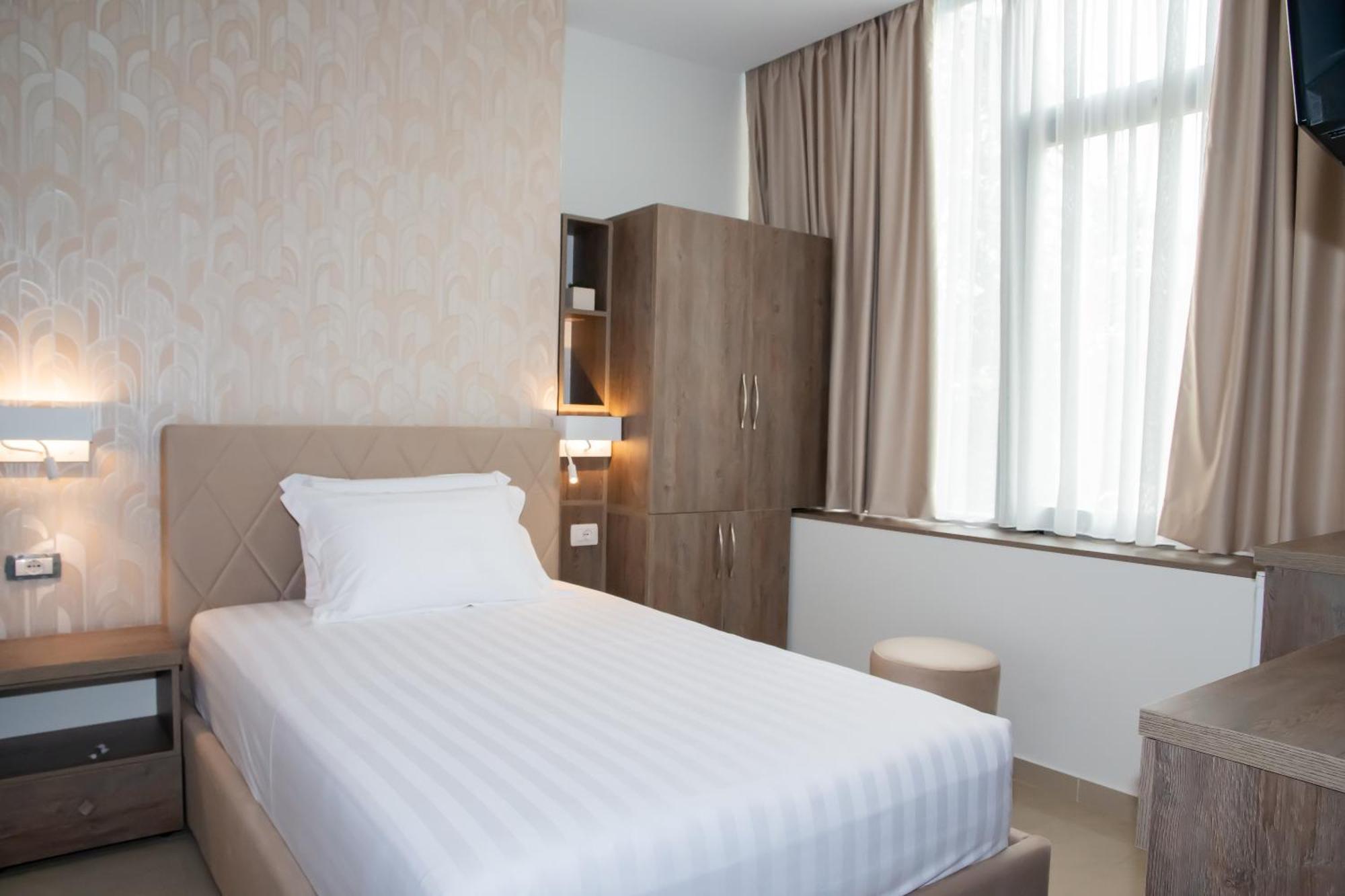 Alv Rent Rooms วญอเรอ ภายนอก รูปภาพ