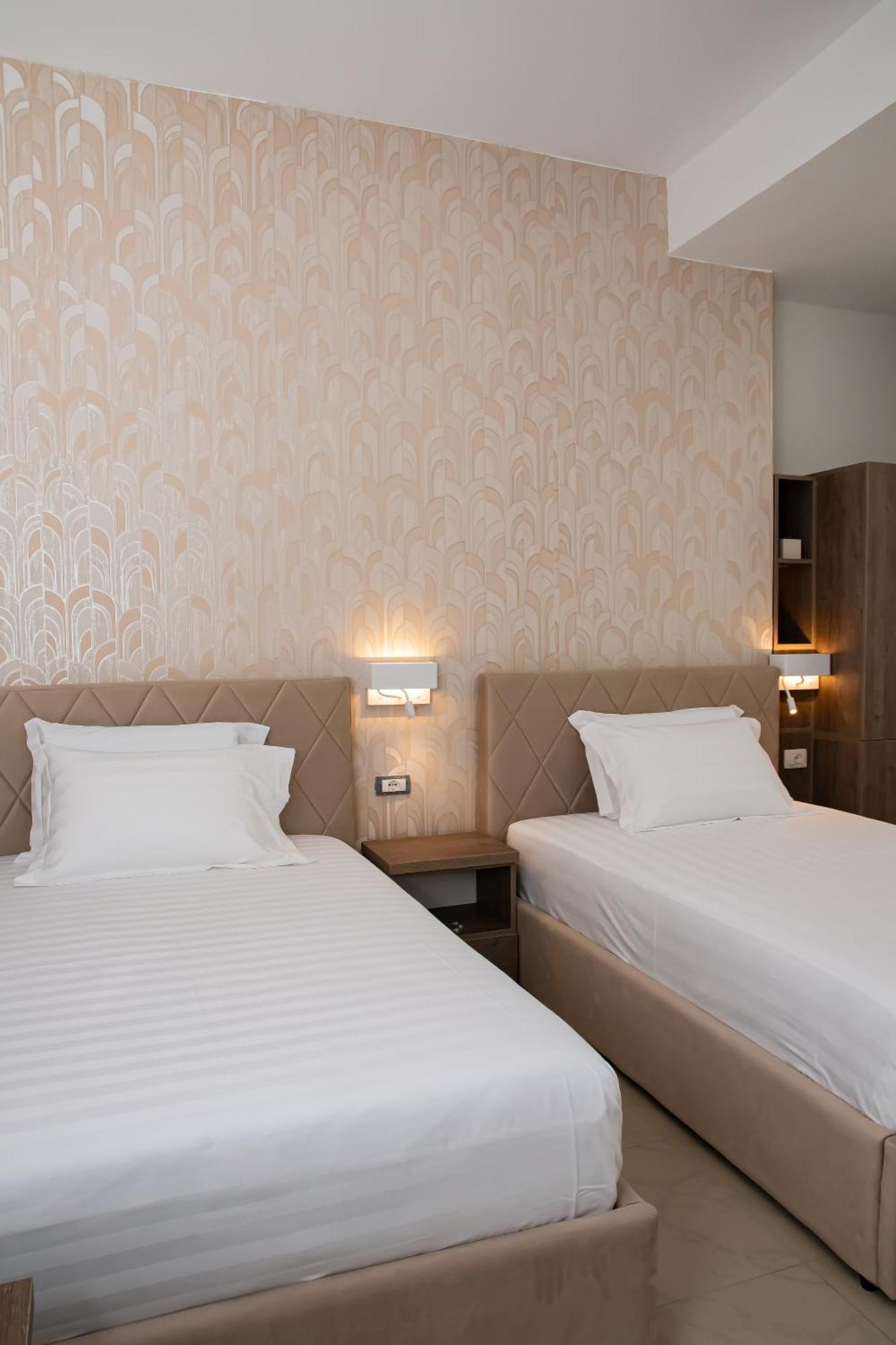 Alv Rent Rooms วญอเรอ ภายนอก รูปภาพ